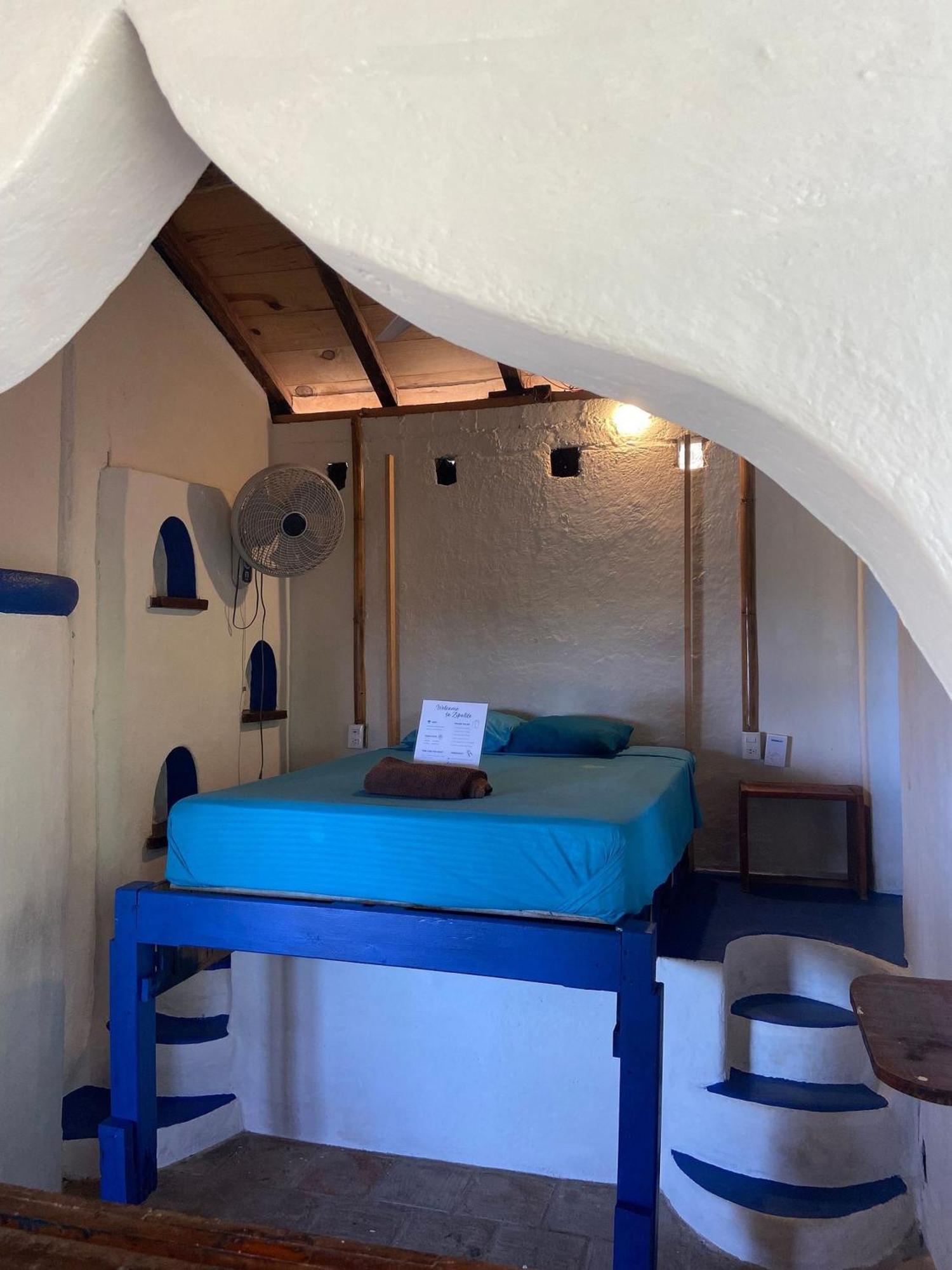 Mixtli Ecohouse, Habitaciones Sol & Luna - Starlink Internet San Pedro Pochutla المظهر الخارجي الصورة