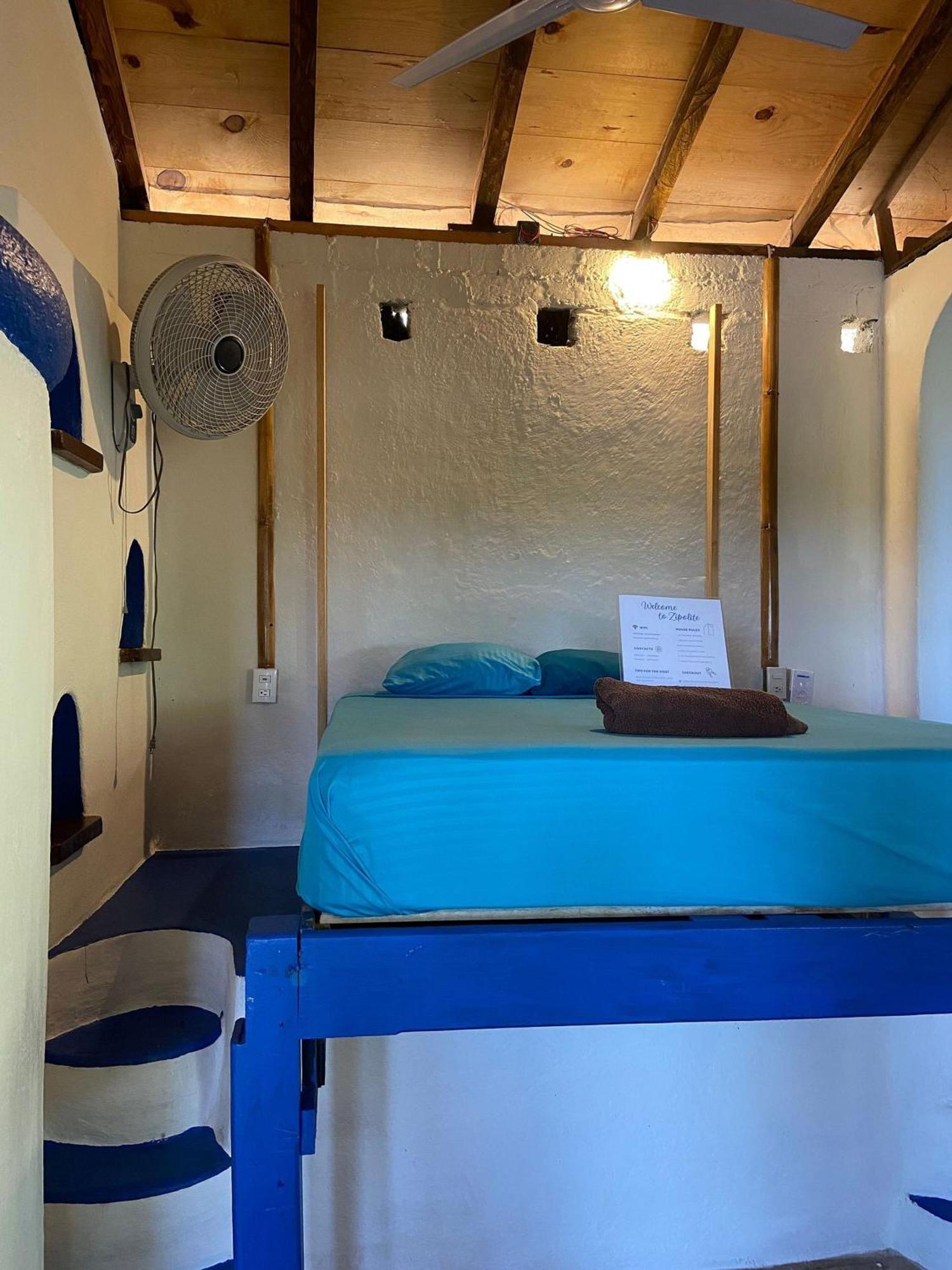 Mixtli Ecohouse, Habitaciones Sol & Luna - Starlink Internet San Pedro Pochutla المظهر الخارجي الصورة